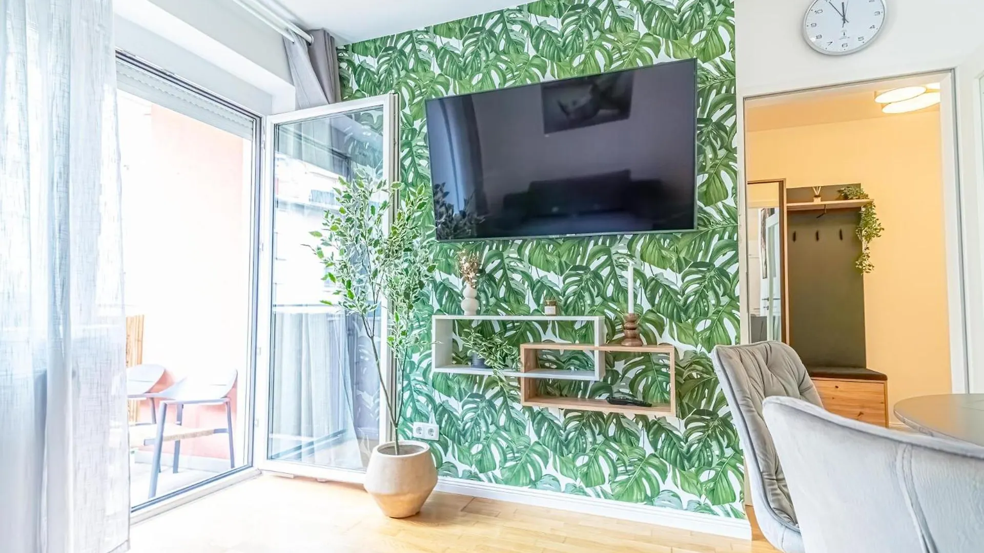 Apartment Sweet 1Br & 1Lr With Balcony, 9-Min To City Center Vienna
