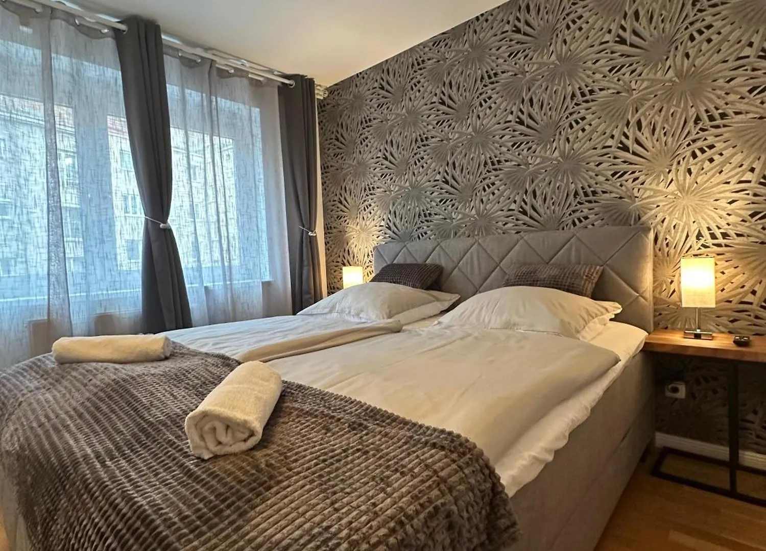 Apartment Sweet 1Br & 1Lr With Balcony, 9-Min To City Center Vienna Austria