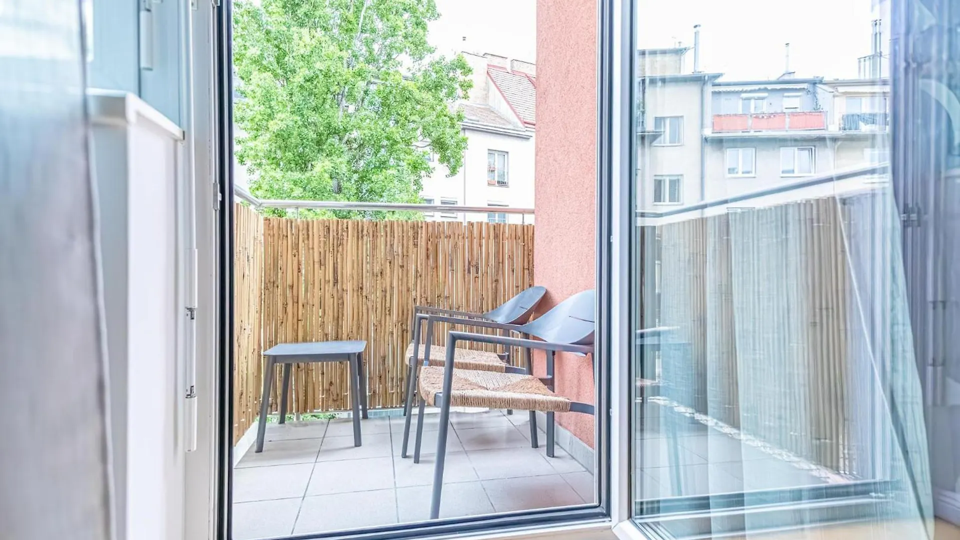 Apartament Sweet 1Br & 1Lr With Balcony, 9-Min To City Center Viena Austria